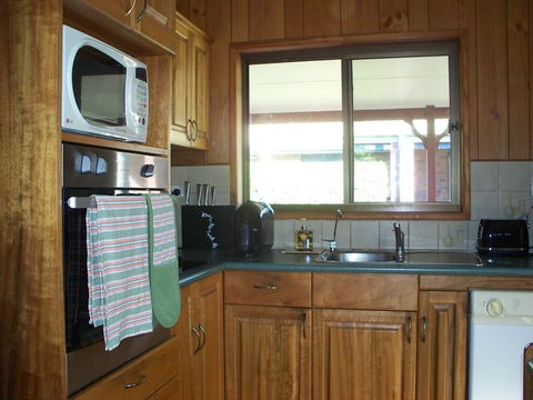 Dog Friendly Holiday House At Red Beach - Accommodation Tasmania 3