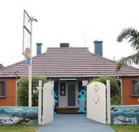 Dolphin Retreat Bunbury YHA - Accommodation Tasmania