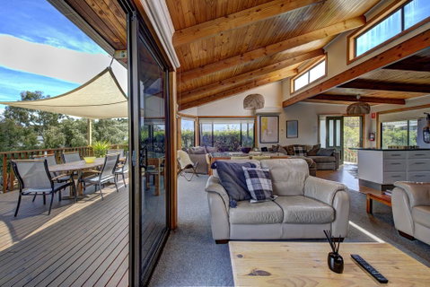 Dove On Freycinet - Accommodation Tasmania 2