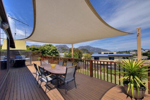 Dove On Freycinet - Accommodation Tasmania 0