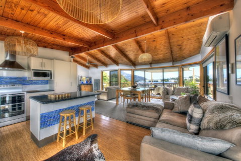 Dove On Freycinet - Accommodation Tasmania 1