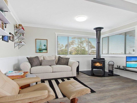 Dunkarein - 600m To Bosom Beach - Accommodation Tasmania 2
