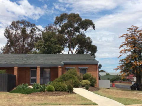 Dunolly Broadway B&B - Accommodation Tasmania 1