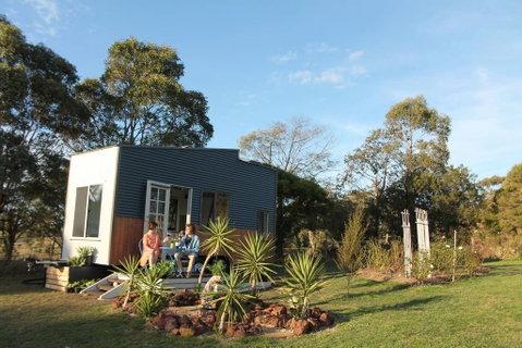 Dyl & Lil's Tiny House On Wheels - Accommodation Tasmania 1