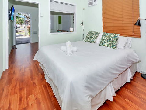 Easy Going Holiday Unit On McKenzie MK4 - Accommodation Tasmania 0