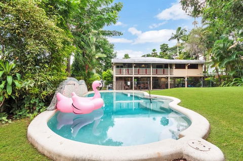 Edge Hill Holiday Home / Cairns - Accommodation Tasmania 1