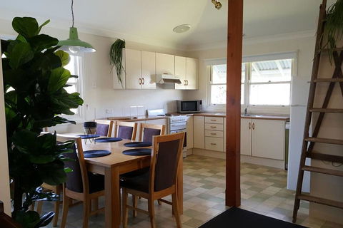 Edward Lane Apt3 - Accommodation Tasmania 0