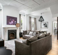 Elegant 3-Bed Heritage House near Parks and Cafes - Accommodation Tasmania