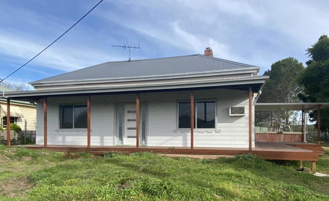 Ellalong Lagoon Home With A View - Accommodation Tasmania 0