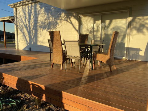 Ellalong Lagoon Home With A View - Accommodation Tasmania 3