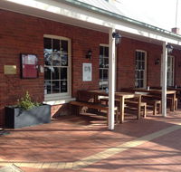 Emeu Inn Bed  Breakfast - Accommodation Tasmania