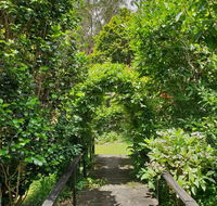 English Gardens - Garden Cottage - Accommodation Tasmania