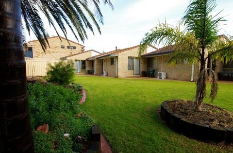 Esperance Beachfront Resort - Accommodation Tasmania 0