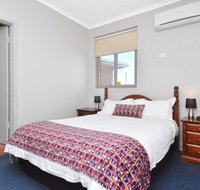 Eyre Hotel - Accommodation Tasmania