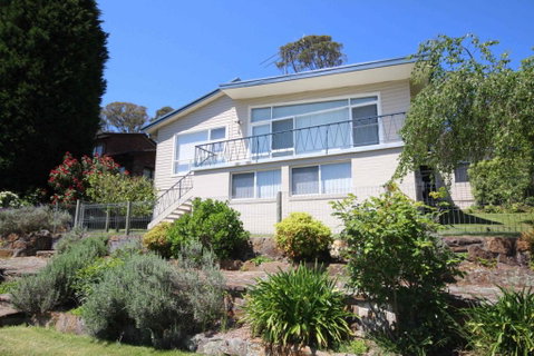 Fairways Close - Accommodation Tasmania 1