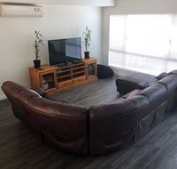 Falcon Bay 4x4 Townhouse - Accommodation Tasmania