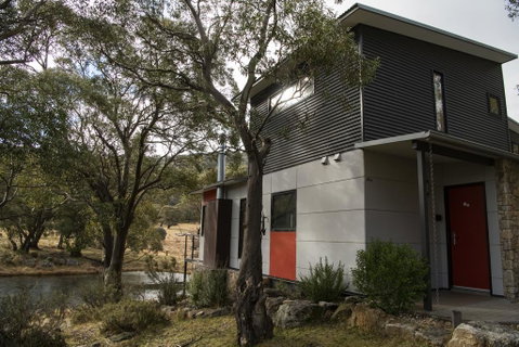 Faraya Chalet - Accommodation Tasmania 2