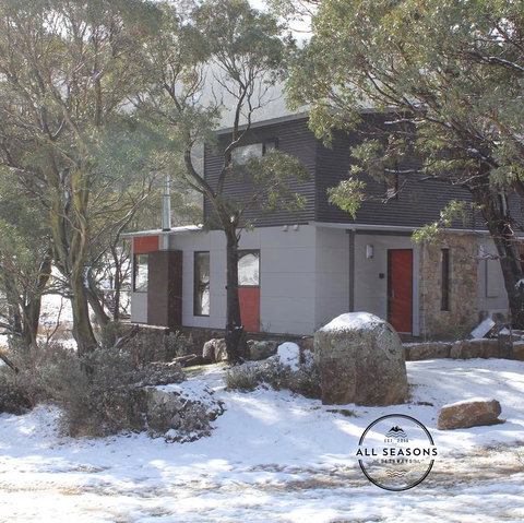 Faraya Chalet - Accommodation Tasmania 0
