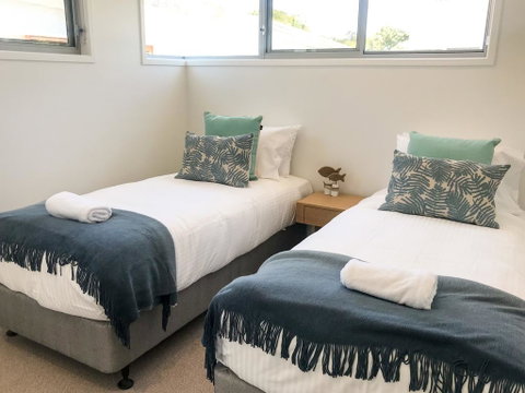 Fat Frog Beach Houses - Accommodation Tasmania 1