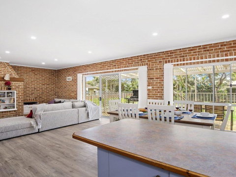 Fern Way Beach House - 70m To Beach - Accommodation Tasmania 1