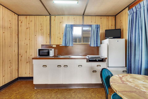 First City Caravilla - Accommodation Tasmania 2