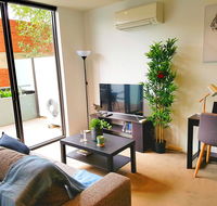 FITZROY FANTASTIC 1BR APT with FREE WINE NETFLIX WIFI close to TRAMS COLES - Accommodation Tasmania