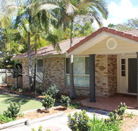 FRANGIPANI BEACH HOUSE - PET FRIENDLY 22 Belbourie Cres Boomerang Beach - Accommodation Tasmania