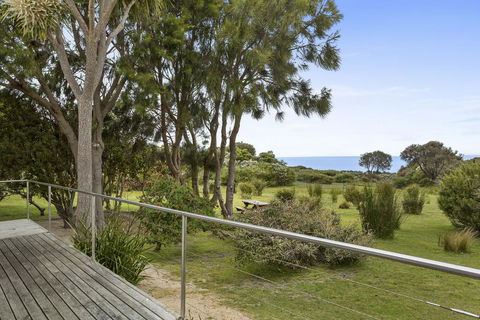 Freycinet Sanctuary @ Oyster Bay - Accommodation Tasmania 0
