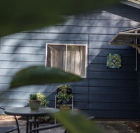 Funky Flat on Acreage - Accommodation Tasmania