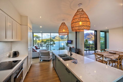 Furneaux - Accommodation Tasmania 3