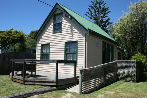 Gaol House Cottages - Accommodation Tasmania 3
