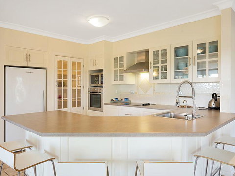 Gareth House - Accommodation Tasmania 0