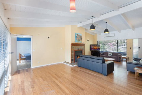 Getaway South Coast - Holiday House With Pool - Accommodation Tasmania 3