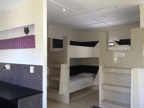Globetrotters International - Accommodation Tasmania 1