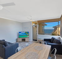 Golden Sands Apartment 10 - Accommodation Tasmania