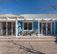 Gorgeous Alma St Villa - Accommodation Tasmania