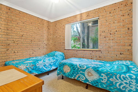 Grand Pacific 2 Unit 1 - Accommodation Tasmania 2