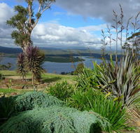 Grindelwald Lodge and Gardens - Accommodation Tasmania