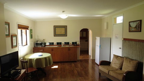 Gumtree On Gillies Bed And Breakfast - Accommodation Tasmania 2