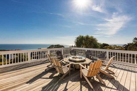 Hampton's Retreat Family Friendly, Water Views, Close To Beach With Heated Pool - Accommodation Tasmania 3