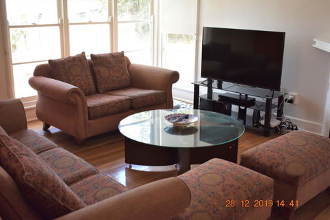 Happy Cozy House For Holidays, Beach, BBQ, Pet Friendly 35kms From CBD In Country Life Style !!! - Accommodation Tasmania 2