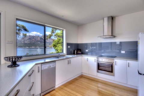 Harbour Master -It Is All About Location! - Accommodation Tasmania 3