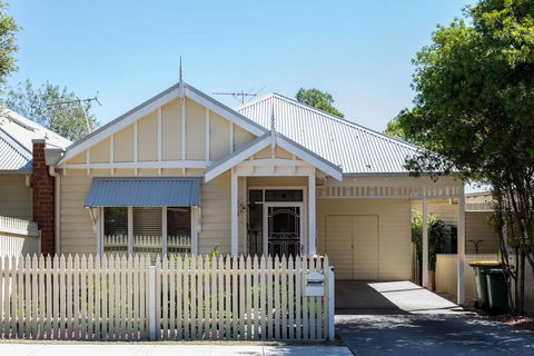 Healesville Cottage - Accommodation Tasmania 0