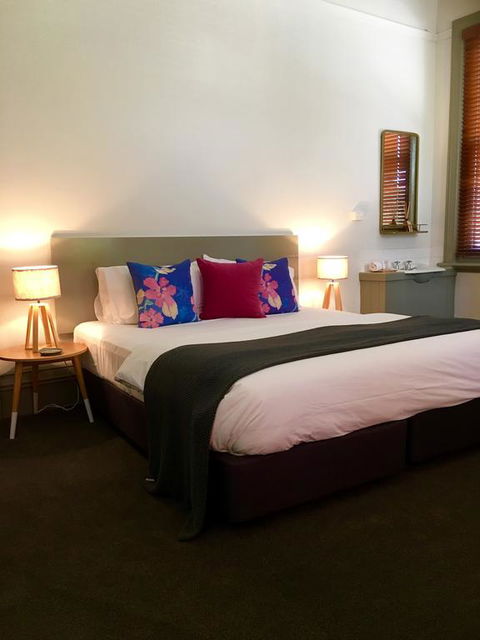 Healesville Hotel - Accommodation Tasmania 3