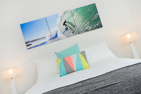 Hi 5 Luxury Holiday Apartments - Accommodation Tasmania 2