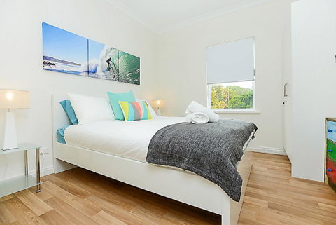 Hi 5 Luxury Holiday Apartments - Accommodation Tasmania 1