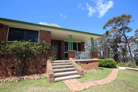 Highland View - Accommodation Tasmania 0