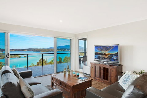 Hillcrest Views Of Wagonga - Accommodation Tasmania 0