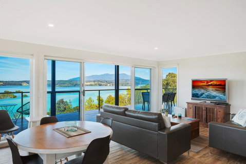 Hillcrest Views Of Wagonga - Accommodation Tasmania 1