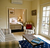 Holly Lane Mews - Accommodation Tasmania